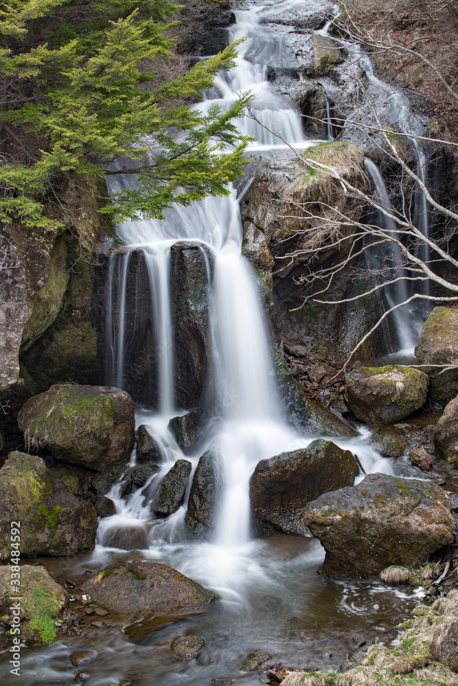 Fototapeta premium Ryuzu Waterfall in Nikko, Tochigi, Japan