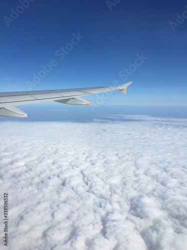 雲上から 飛行機にて