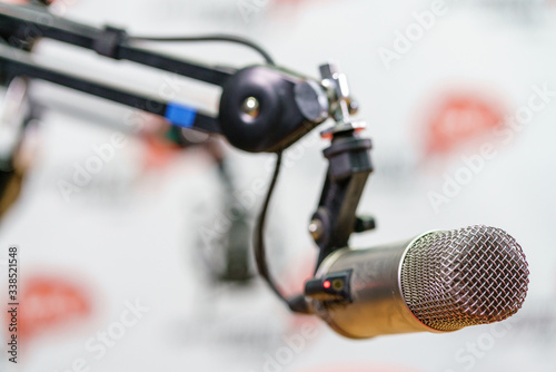 microphone, music, sound, audio, studio, equipment, mic, isolated, technology, recording, white, voice, radio, cable, object, karaoke, speech, record, metal, instrument, musical, black, close-up, stag