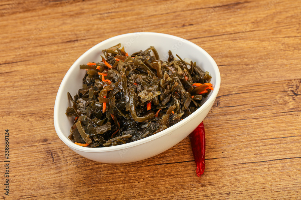 Seaweed cabbage with carrot and sesame Seaweed cabbage with carrot and sesame