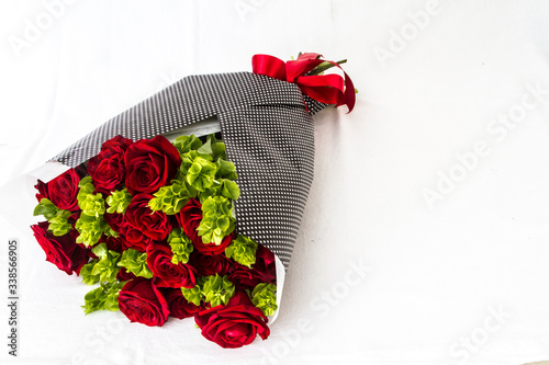 bouquet of red roses