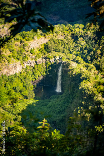 La Plaine des Cafres / La Reunion: The Grand Bassin Cascade next to the isolated islet of the same name in a mini-cirque surrounded by imposing ramparts
