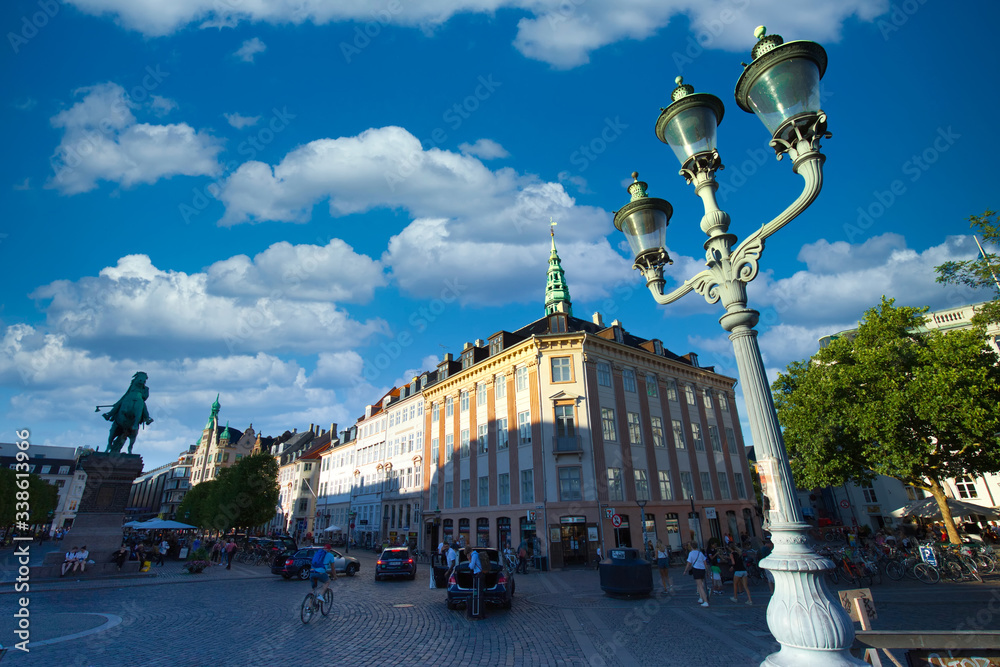 Naklejka premium Copenhagen, Denmark-August 1, 2019: Scenic Copenhagen historic old city streets and river canals