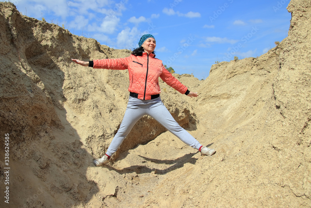 portrait of a sports woman in nature portrait of a sports woman in nature