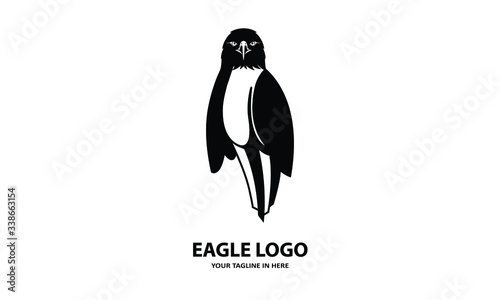 siluet Elang sederhana, cocok untuk simbol bisnis atau logo	