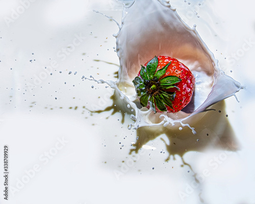 strawberry in milk splash