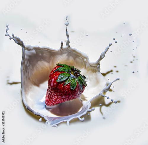 strawberry in milk splash
