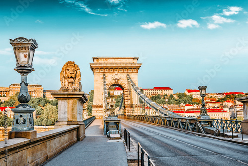 Obraz na płótnie Szechenyi Chain Bridge-one of the most beautiful bridges of Budapest, Hungary w salonie