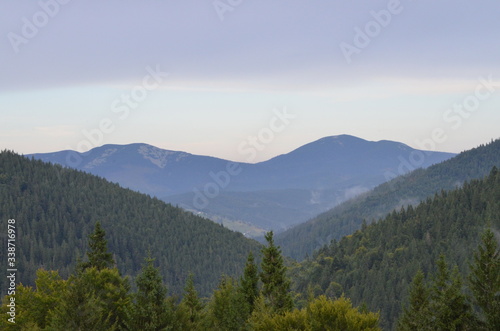 view of the mountains © Olha