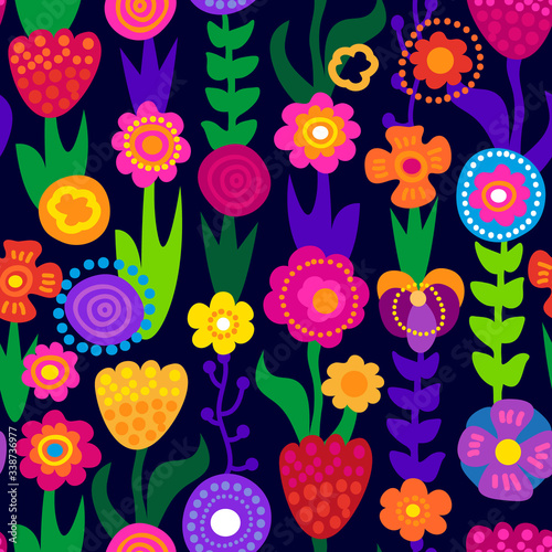Seamless pattern with colorful flowers.