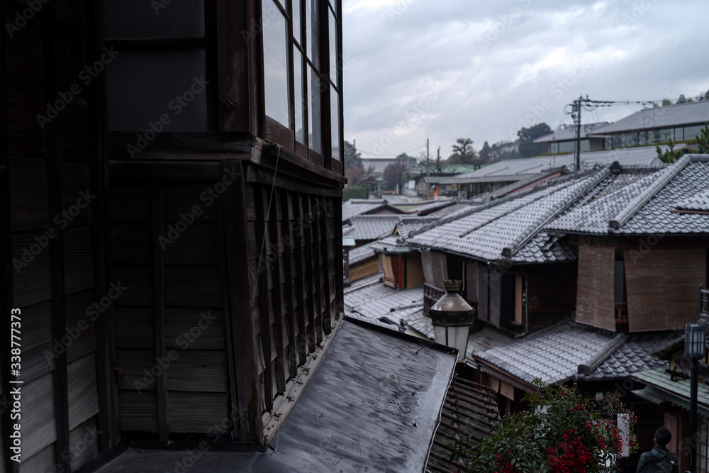 京都二寧坂・屋根の続く街並み 京都二寧坂・屋根の続く街並み