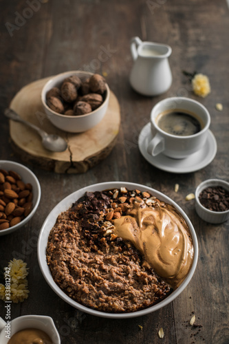 porridge avoine chocolat et mousse de café