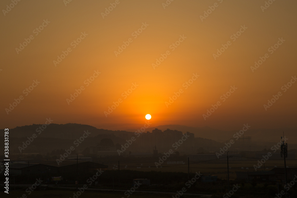 Early dawn, the sunrise in rural villages.
