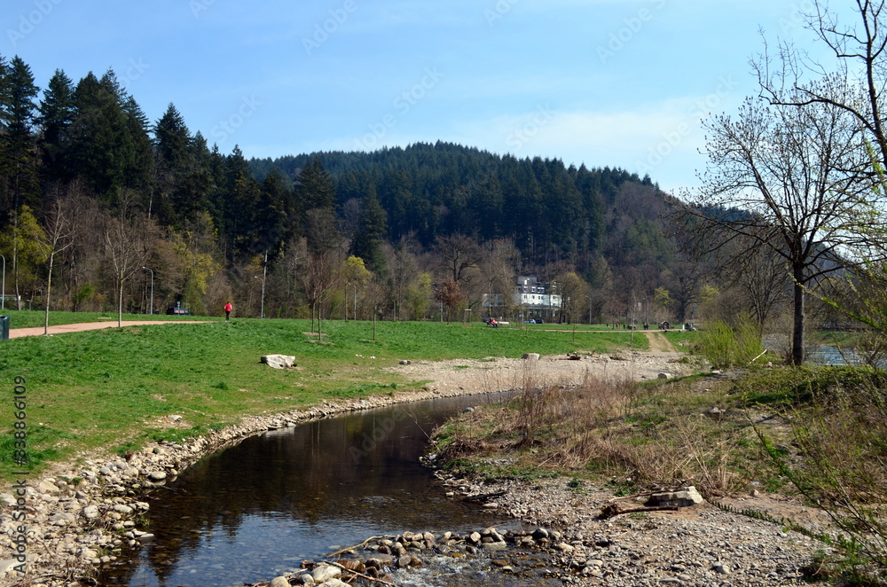 Frühjahr an der Dreisam in Freiburg Frühjahr an der Dreisam in Freiburg