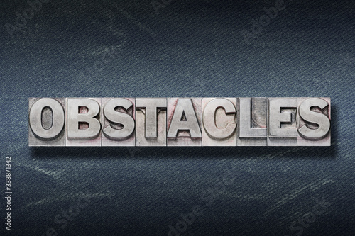 Fotografie obstacles word den