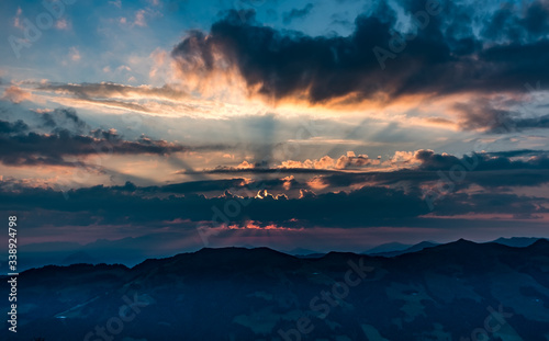 Sonnenaufgang tirol