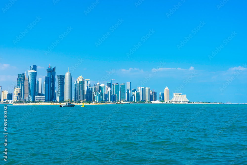 Εκτύπωση καμβά View of modern skyscrapers and west bay in Doha, Qatar
