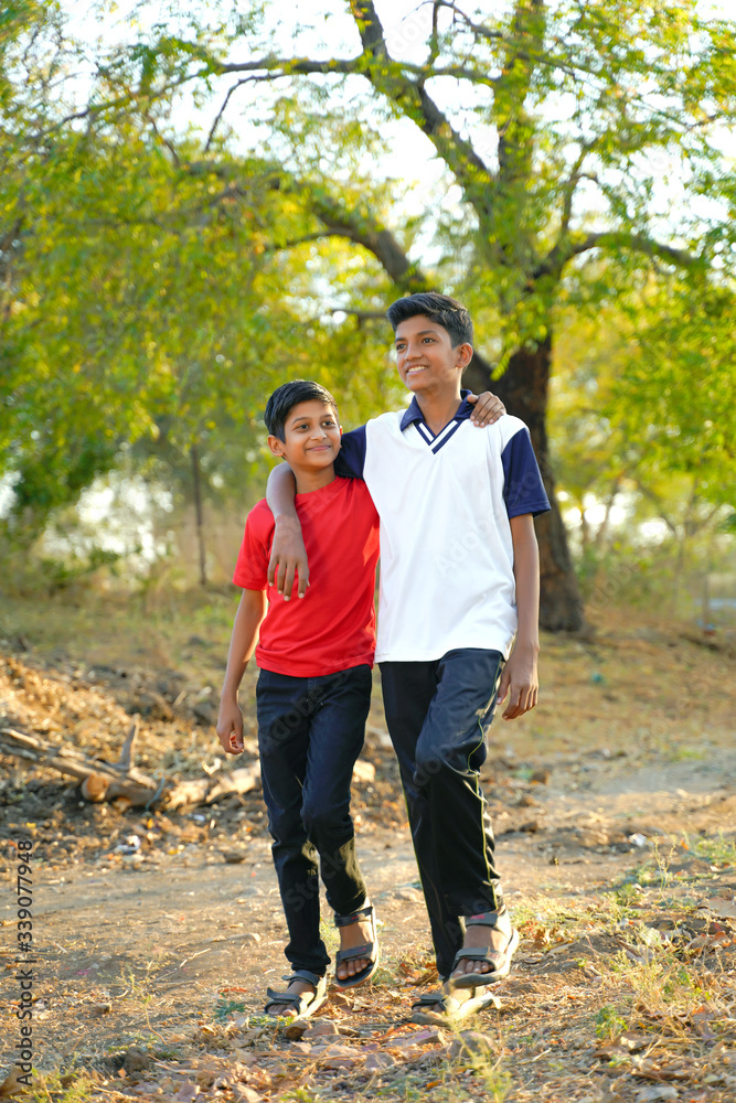 Obraz premium young indian rural child portrait