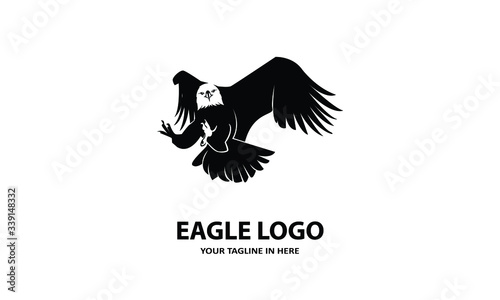 siluet Elang sederhana, cocok untuk simbol bisnis atau logo	
