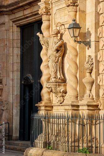 Obraz na płótnie The city of Barcelona in Catalonia, Spain w salonie