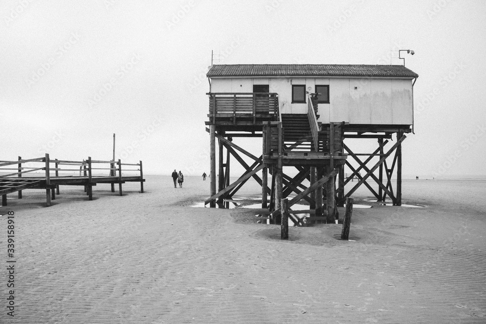 Sankt Peter-Ording in Monochrome