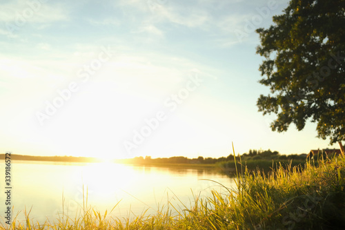 Fototapeta Naklejka Na Ścianę i Meble -  Letni zachód słońca 