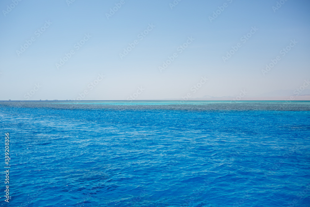 Photo of the red sea, bright sun