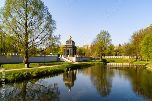 Pałac Branickich w pierwszych dniach wiosny. Wersal Podlasia, Białystok, Polska