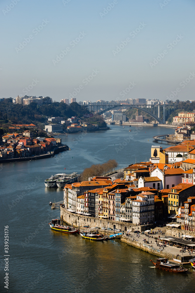 Porto Vista para Ponte da Arrábida Vertical