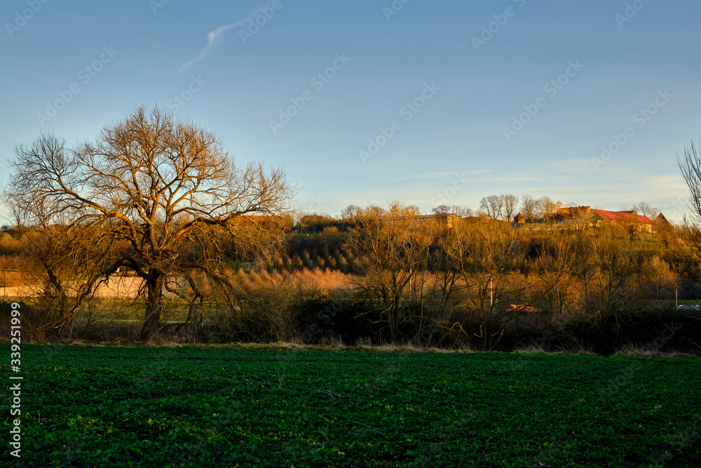 Kloster Posa und die Elsteraue der Stadt Zeitz, Burgenlandkreis, Sachsen-Anhalt, Deutschland Kloster Posa und die Elsteraue der Stadt Zeitz, Burgenlandkreis, Sachsen-Anhalt, Deutschland