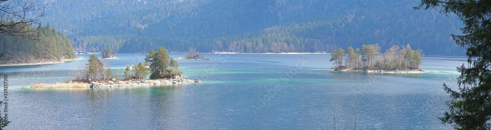 Fototapeta premium Eibsee-Insel-Panorama