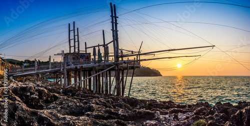 Obraz na plátně Sunset on Trabucco da Mimì