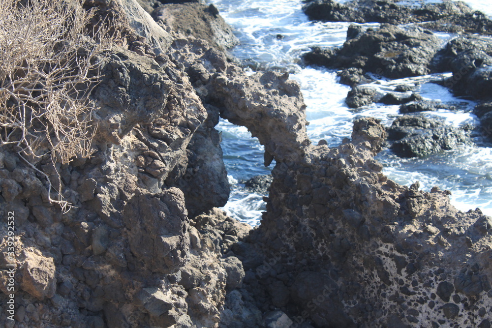 Obraz premium sea and rocks in the sea