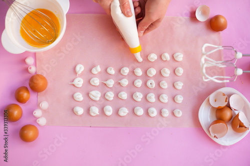 Quadro su tela The process of making meringue cookies step by step