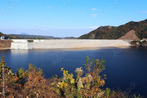 大分川ダム のつはる湖の風景