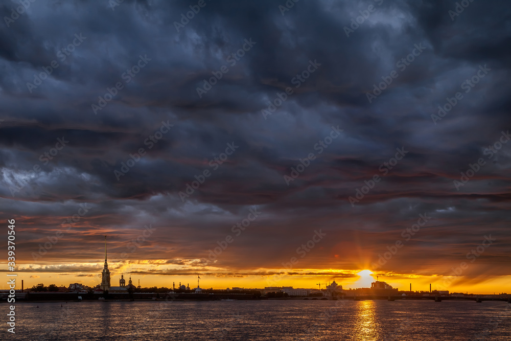 Sunrise over the Neva river in Saint Petersburg (Russia)