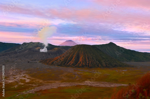 Wulkan Bromo o świcie - Indonezja