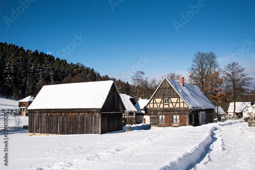 house in winter © kennypool