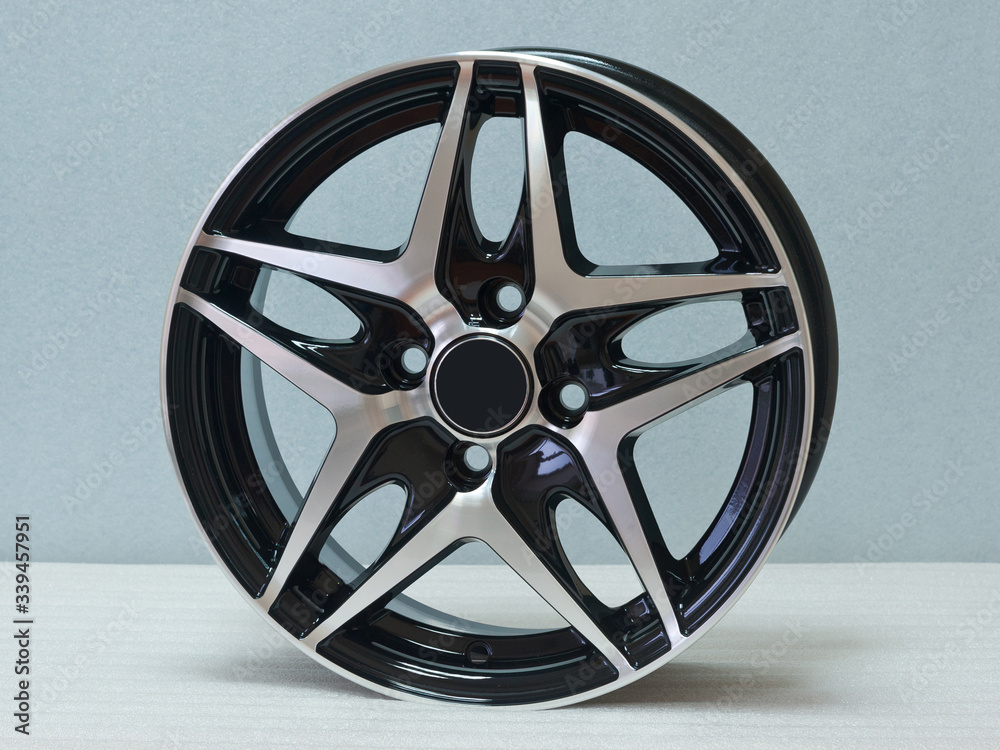 Obraz premium Car disk on a light background.