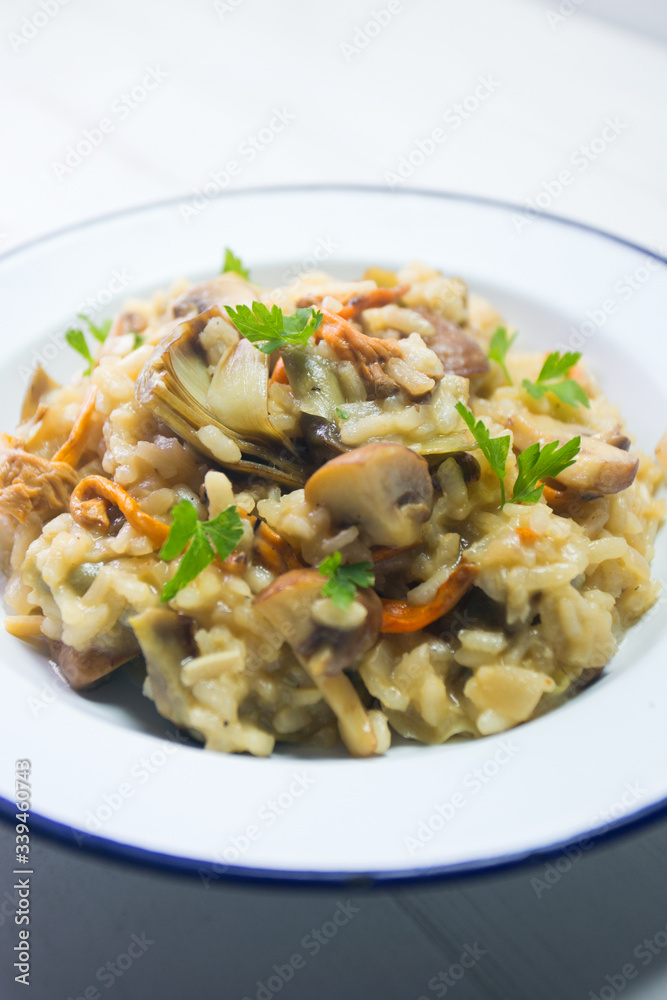 Italian Risotto with mushrooms and artichokes