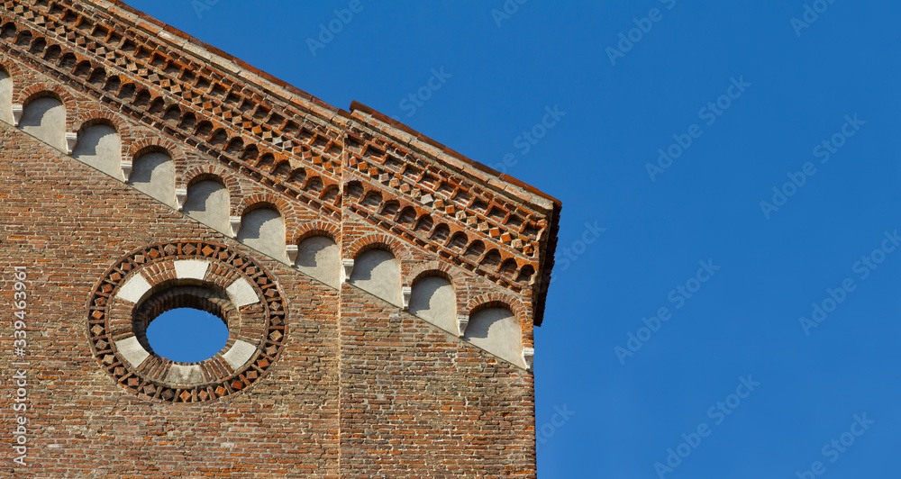 Εκτύπωση καμβά A detail of the Gothic facade of the church of San Lorenzo di Vicenza