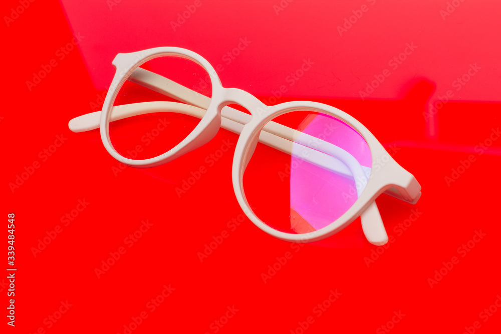 Designer glasses to see well Designer glasses to see well