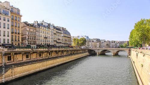 Residentials buildings architecture on La Seine in Paris