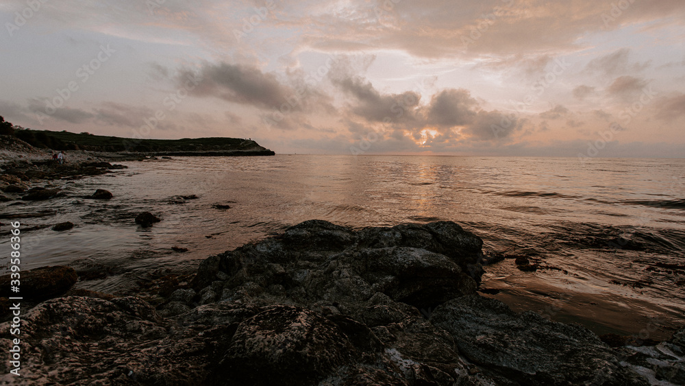 Fototapeta premium sunset over the sea
