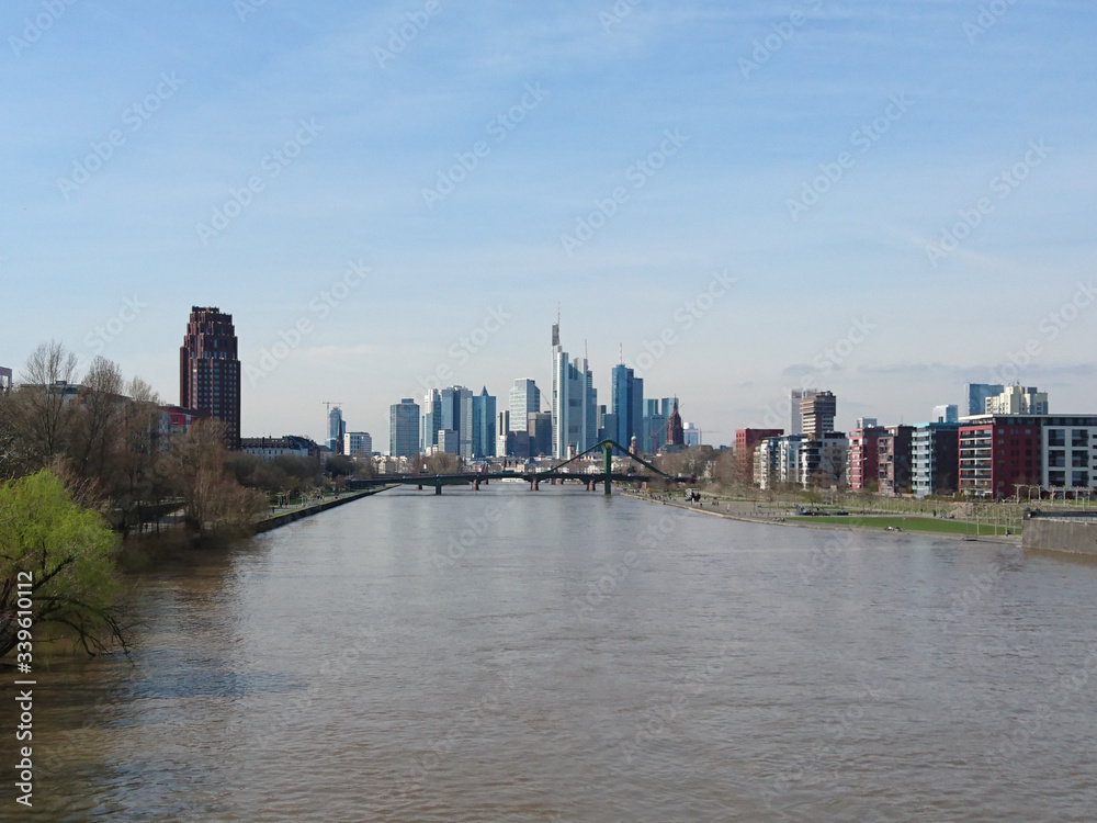 Fototapeta premium Frankfurt am Main summer skyline