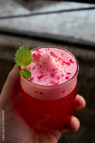 strawberry milk shake