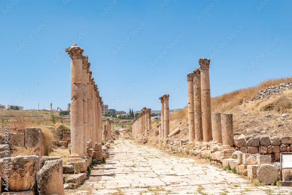Obraz premium Ancient Roman Ruins at Gerasa in Jerash, Jordan
