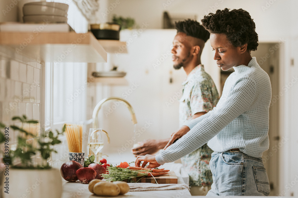 Black couple cooking Black couple cooking