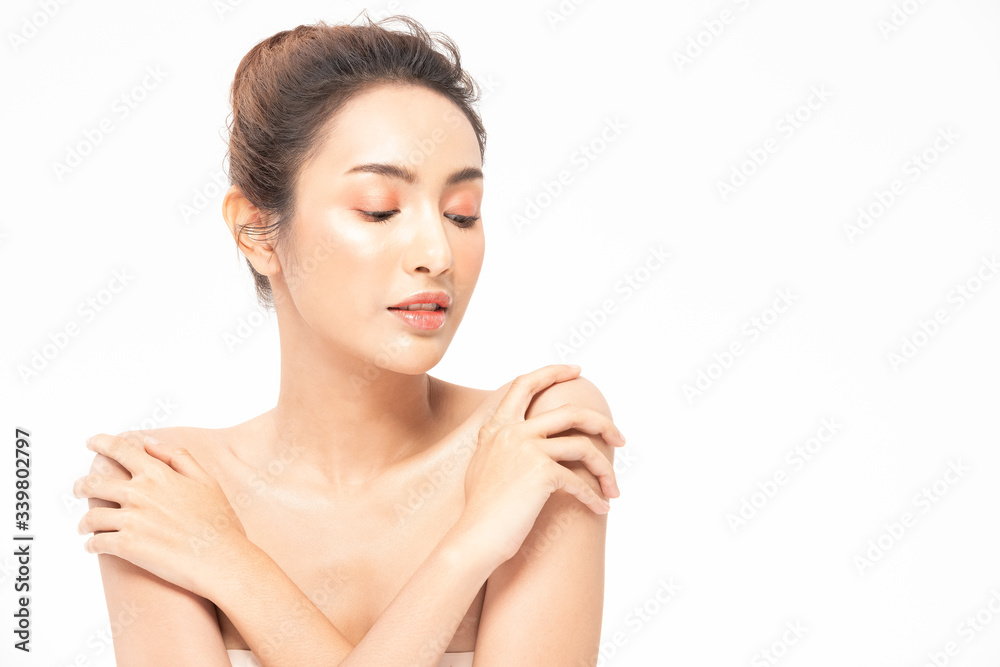 Beauty asian women portrait face with natural skin and skin care healthy hair and skin close up face beauty portrait.Beauty Concept on white background. Beauty asian women portrait face with natural skin and skin care healthy hair and skin close up face beauty portrait.Beauty Concept on white background.