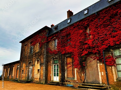 Rue Jean Zay red colors of heritage 